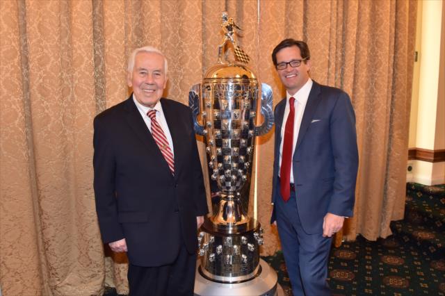 View Hunter-Reay, Borg-Warner Trophy Bring 100th Running Celebration to Capitol Hill  - Tuesday, March 22, 2016 Photos