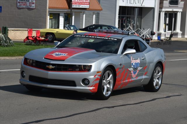 View Team Penske Drivers, Legends and Indianapolis 500 Pace Cars at the Woodward Dream Cruise - Thursday, August 13, 2015 Photos