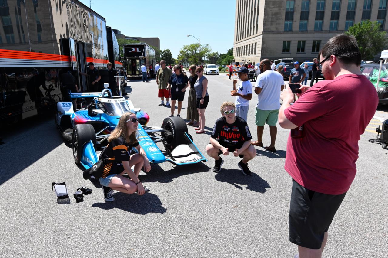 View Grand Ave INDYCAR Takeover - Tuesday, June 21, 2022 Photos